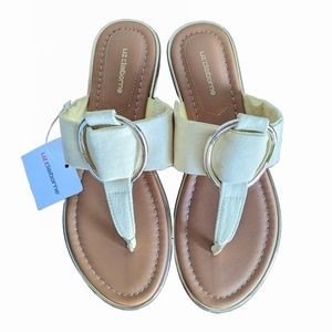 NWT Womens 6.5 Yellow Flat Thong Sandals Flip Flop Gold